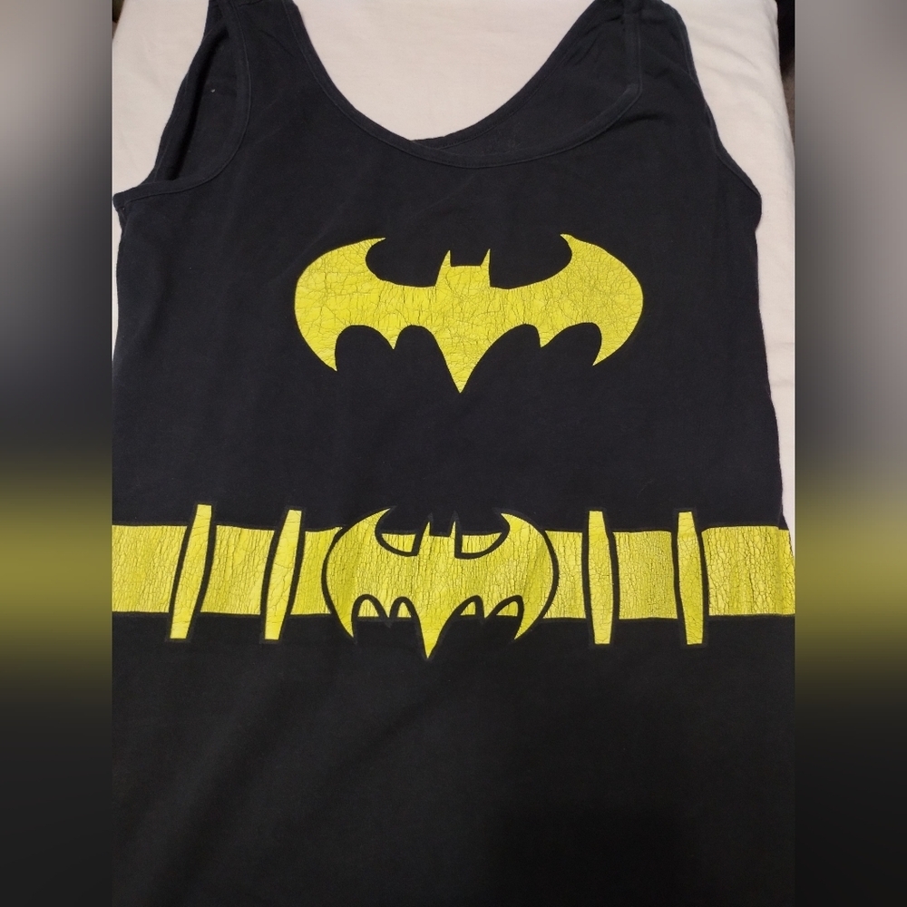 Men's L Black Batman Tank Top (See pics for condition)